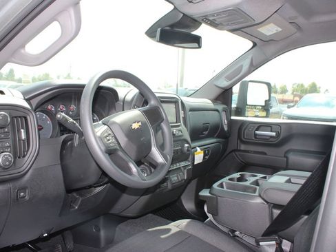 New 2026 Chevrolet Silverado 2500 Custom w/ Custom Value Package AWD/4WD image 26