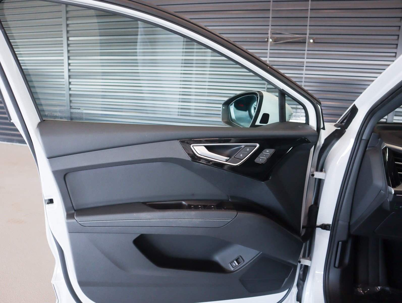 Used 2023 Audi Q4 e-tron Premium Plus RWD image 24