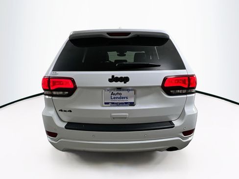 Used 2022 Jeep Grand Cherokee Laredo X AWD/4WD image 6