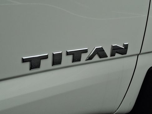 Certified 2024 Nissan Titan SV w/ Accessory Utility Package AWD/4WD image 30