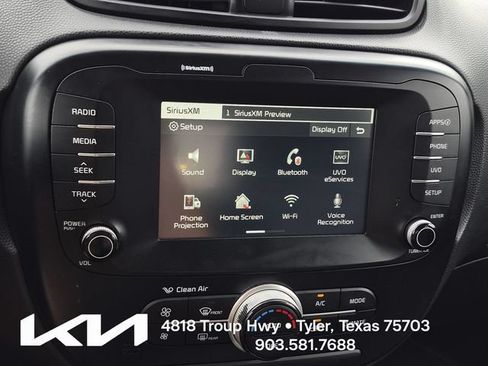 Used 2018 Kia Soul + FWD image 30