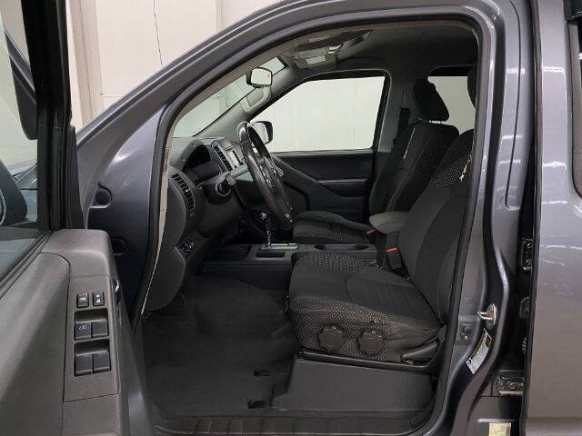 Used 2019 Nissan Frontier PRO-4X AWD/4WD image 10