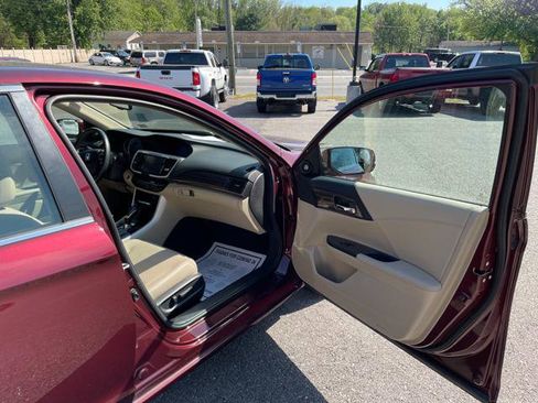 Used 2017 Honda Accord EX-L image 33