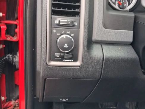Used 2013 RAM 1500 Express AWD/4WD image 15