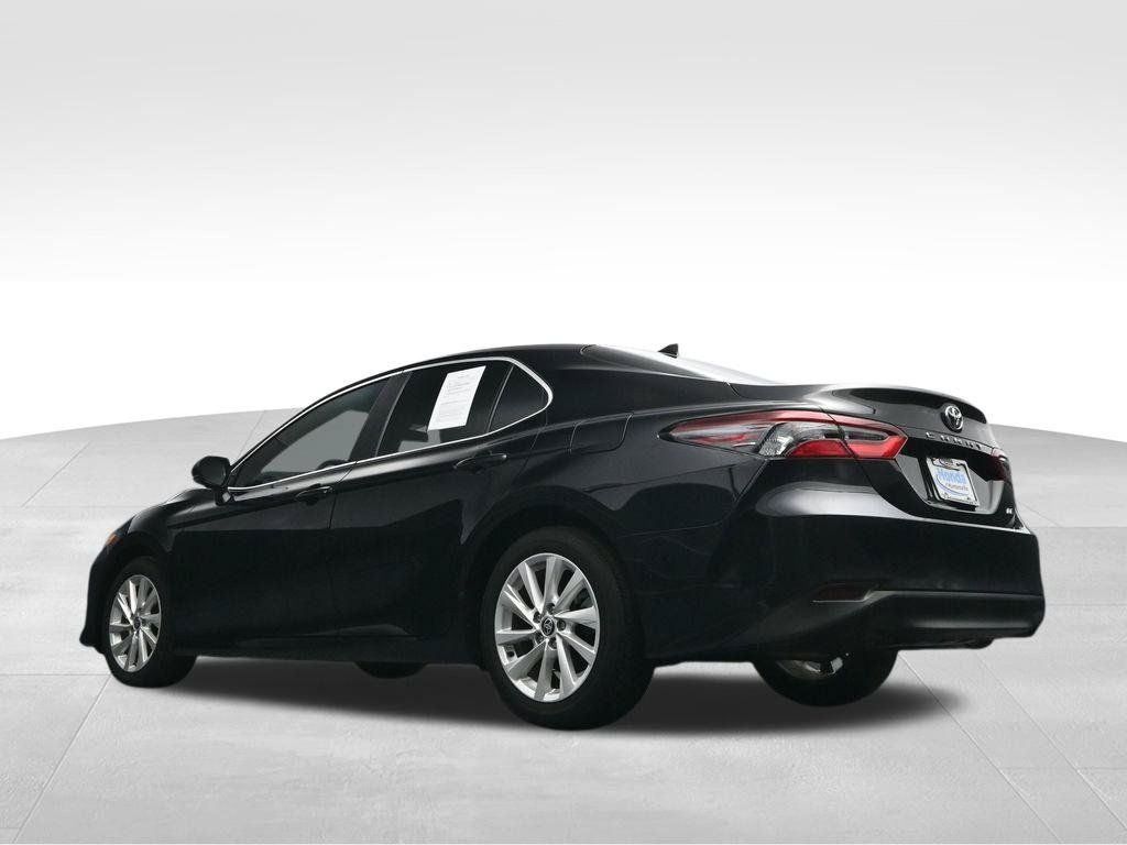 Used 2024 Toyota Camry LE FWD image 39