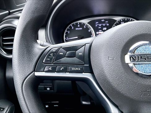 Used 2020 Nissan Kicks S w/ Interior Electronics Package image 11