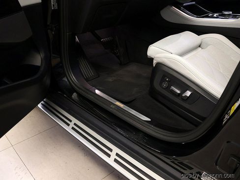 Used 2024 BMW X5 xDrive40i w/ Premium Package AWD/4WD image 29