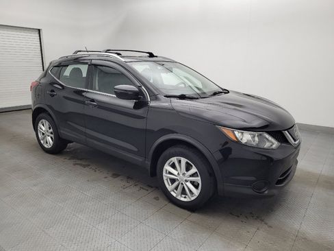 Used 2018 Nissan Rogue Sport SV image 11