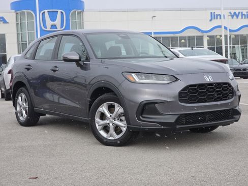 Certified 2023 Honda HR-V LX image 2