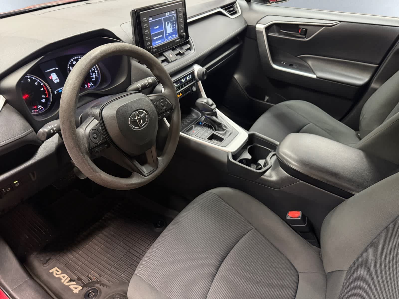 Used 2020 Toyota RAV4 LE w/ All Weather Liner Package AWD/4WD image 13
