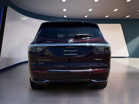 Used 2024 Buick Enclave Avenir w/ Avenir Technology Package image 4