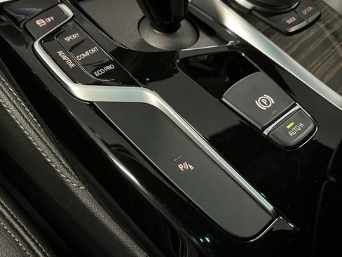 Used 2019 BMW M550i xDrive AWD/4WD image 15