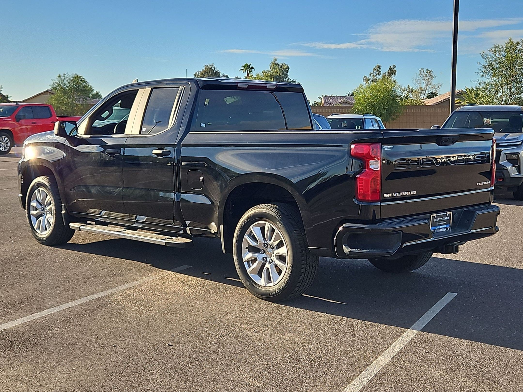 Used 2025 Chevrolet Silverado 1500 Custom RWD image 3