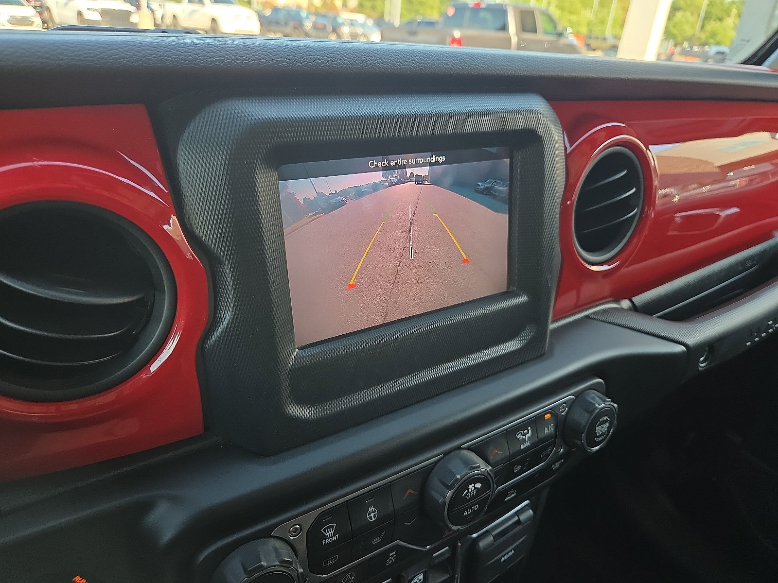 Used 2022 Jeep Wrangler Unlimited Sport AWD/4WD image 16