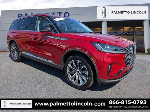 Certified 2025 Lincoln Aviator Reserve w/ Illumination Package AWD/4WD image 1