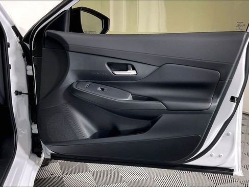 New 2026 Nissan Sentra SV w/ SV Convenience Package image 24