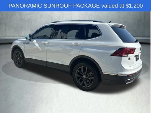 Used 2024 Volkswagen Tiguan SE w/ Panoramic Sunroof Package AWD/4WD image 4