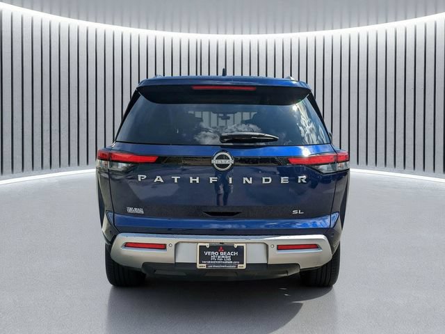 Used 2025 Nissan Pathfinder SL FWD image 5