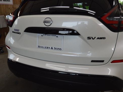 Used 2023 Nissan Murano SV w/ SV Midnight Edition Package image 15