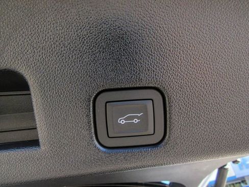 New 2026 GMC Acadia Elevation w/ Elevation Premium Package image 10