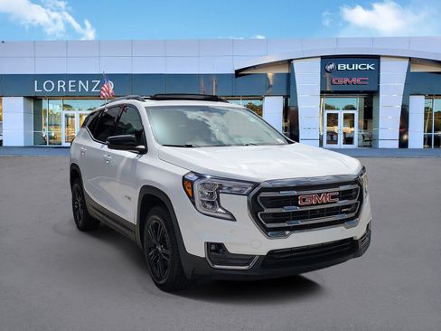 Used 2024 GMC Terrain AT4 w/ Tech Package AWD/4WD image 3