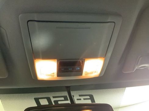 Used 2013 Ford F150 Lariat w/ Luxury Equipment Group image 27