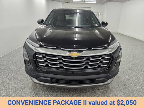 New 2026 Chevrolet Equinox LT w/ Convenience Package II FWD image 2