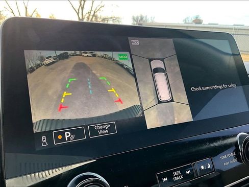 Used 2021 Nissan Armada Platinum w/ Captain's Chairs Package image 31