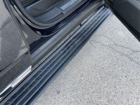 Used 2023 GMC Yukon Denali Ultimate image 25