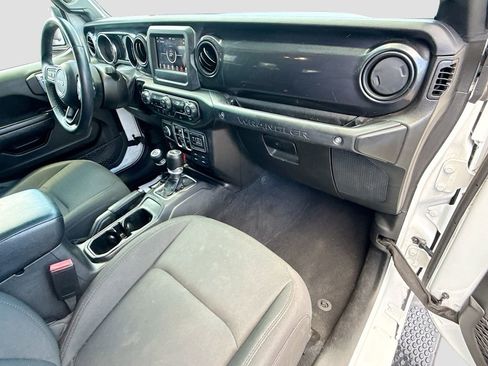 Used 2022 Jeep Wrangler Unlimited Sport AWD/4WD image 33