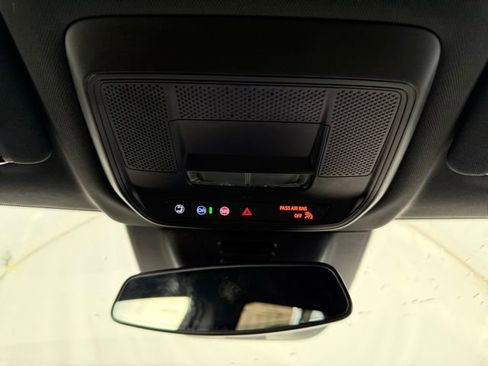 New 2026 Chevrolet Equinox EV LT image 36