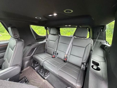 Used 2023 Chevrolet Tahoe High Country AWD/4WD image 18