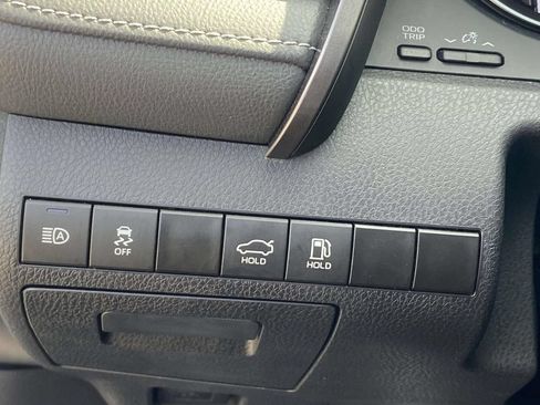 Used 2024 Toyota Camry SE FWD image 27
