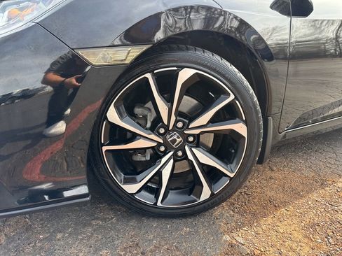 Used 2018 Honda Civic Si image 2