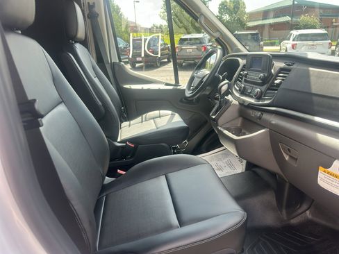 New 2025 Ford Transit 250 148 Medium Roof w/ Load Area Protection Package image 12
