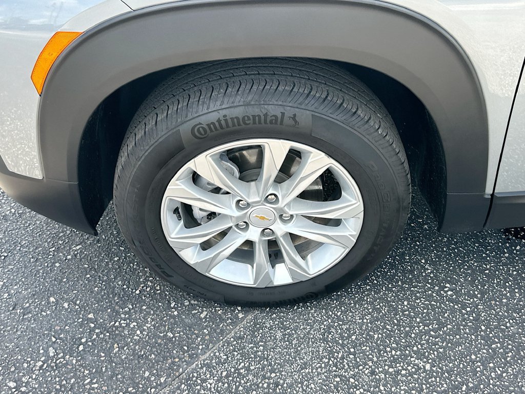 Certified 2023 Chevrolet TrailBlazer LS FWD image 28