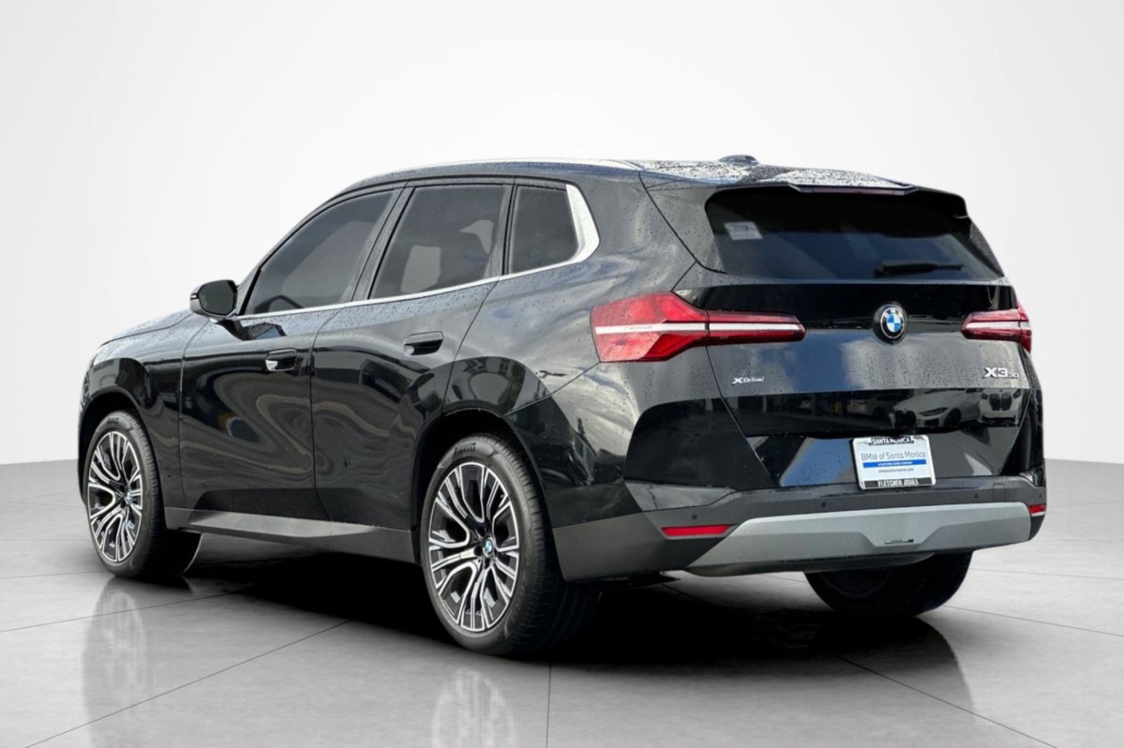 Used 2025 BMW X3 xDrive30i w/ M Sport Package AWD/4WD image 3