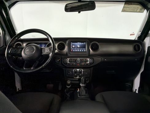 Used 2021 Jeep Wrangler Unlimited Sport AWD/4WD image 14