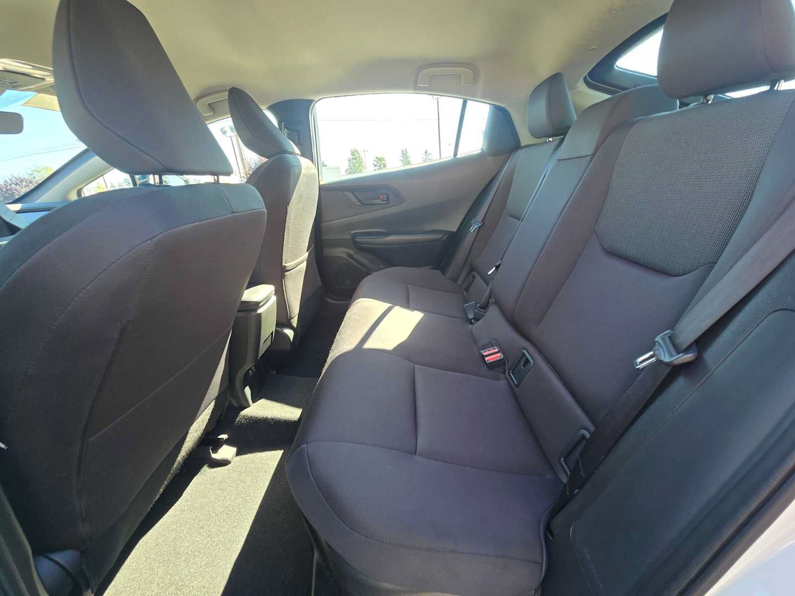 Certified 2025 Toyota Prius LE FWD image 16