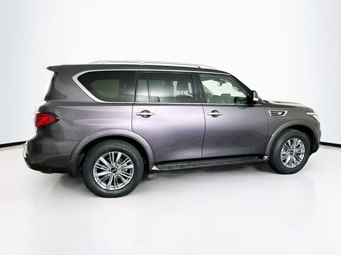 Used 2024 INFINITI QX80 Luxe image 10
