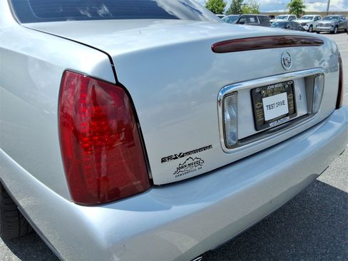 Used 2003 Cadillac De Ville Limousine image 15