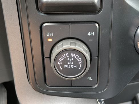 Used 2025 Ford F150 XLT w/ Equipment Group 302A MID AWD/4WD image 27