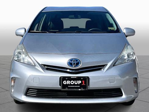 Used 2012 Toyota Prius V Two image 3