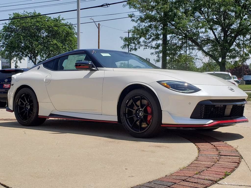 New 2026 Nissan Z NISMO w/ Floor Mat Package RWD image 1
