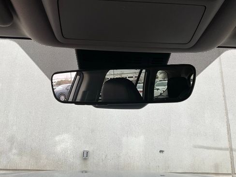 Used 2025 Toyota Grand Highlander XLE image 19