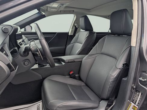 Used 2023 Lexus ES 350 w/ Premium Package FWD image 10