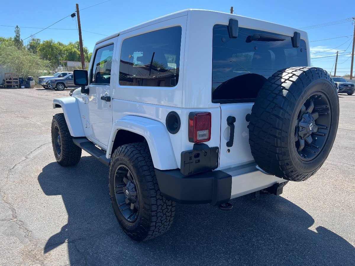 Used 2013 Jeep Wrangler Sahara w/ Dual Top Group AWD/4WD image 7