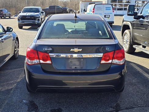 Used 2014 Chevrolet Cruze LT image 8