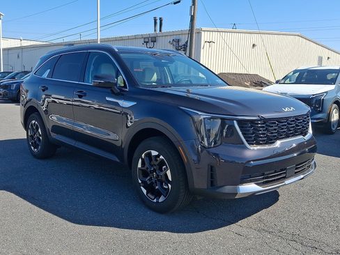 New 2026 Kia Sorento S AWD/4WD image 3