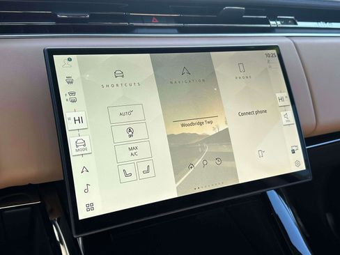 Used 2025 Land Rover Range Rover Sport SE image 27